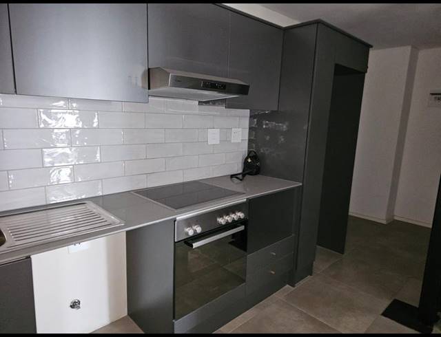 BUSINESS FOR SALE IN SANDOWN